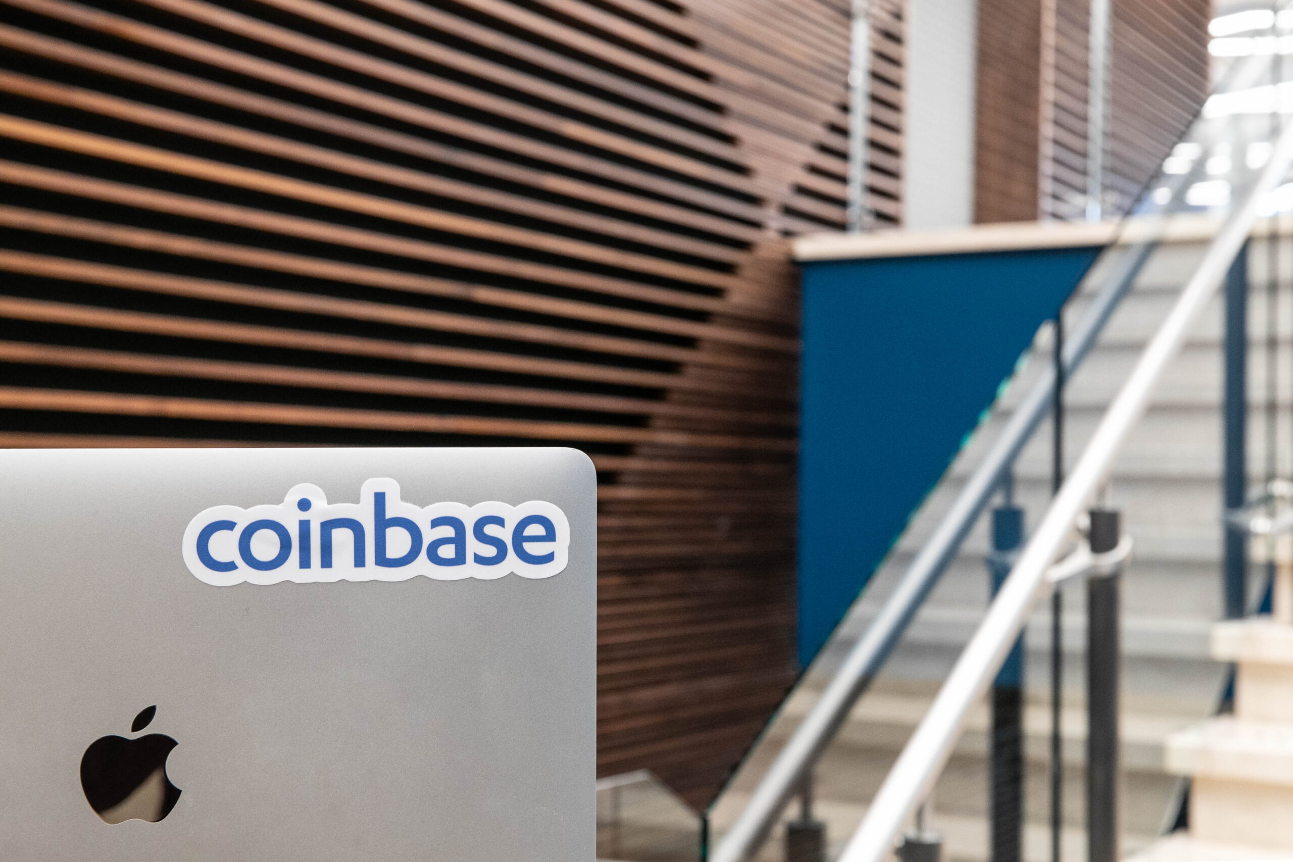 🚀 How to Get Started with Coinbase: The Ultimate Guide for Beginners (2025)